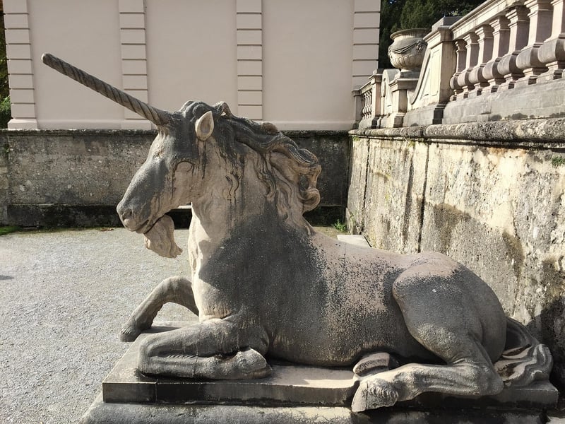 Unicorn Statues
